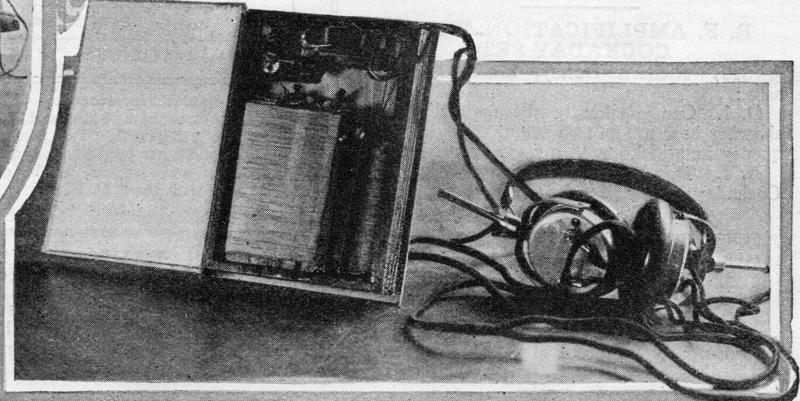 Illustration for article titled This Radio-Book Was The Future of Education